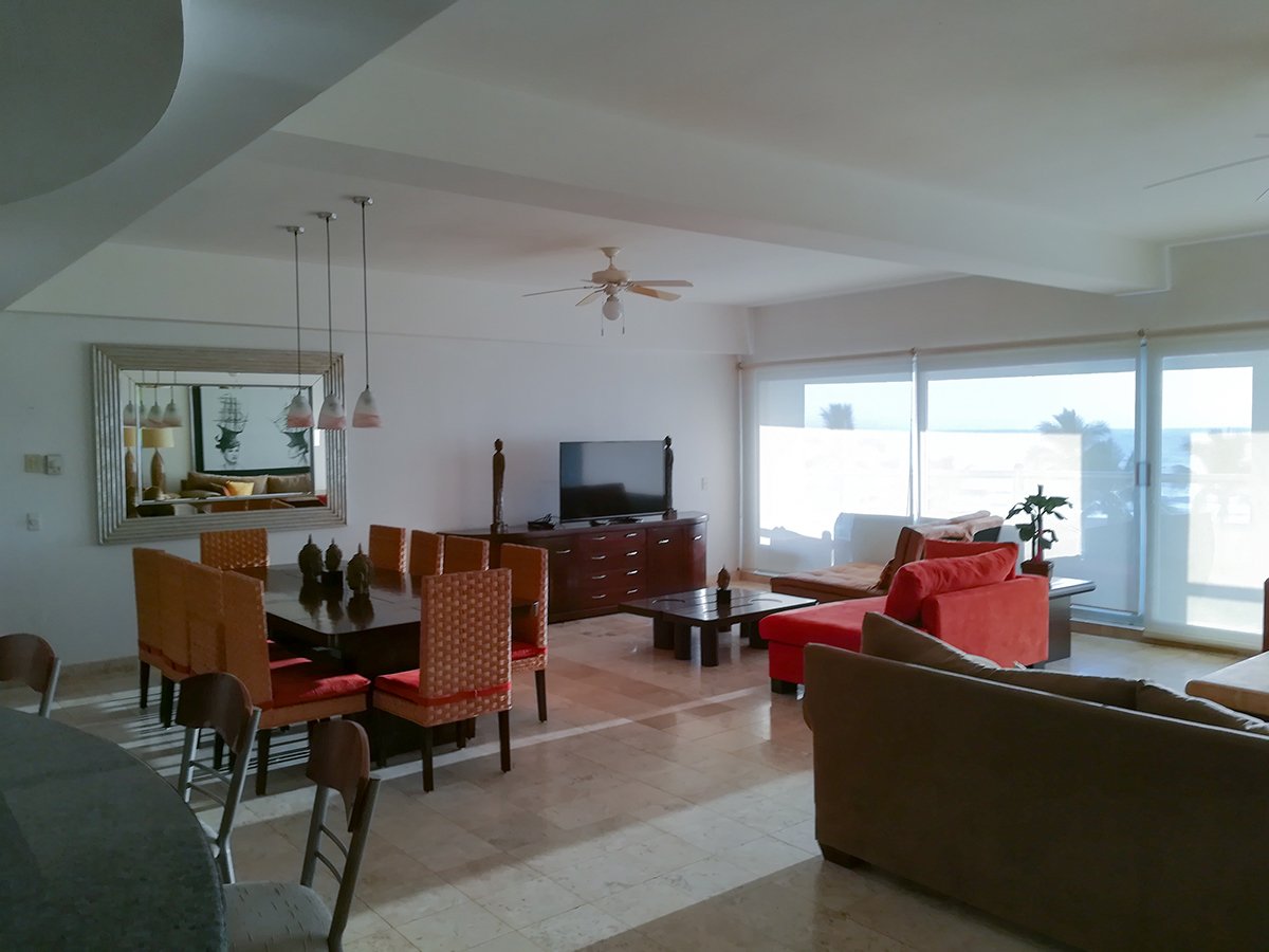 sala decorada antes Calakmul Derca Arquitectos